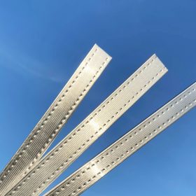 S hliníkovým rámečkem